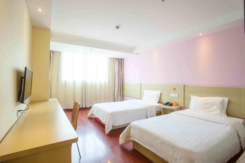 7Days Inn Huangshan Railway Station Room photo